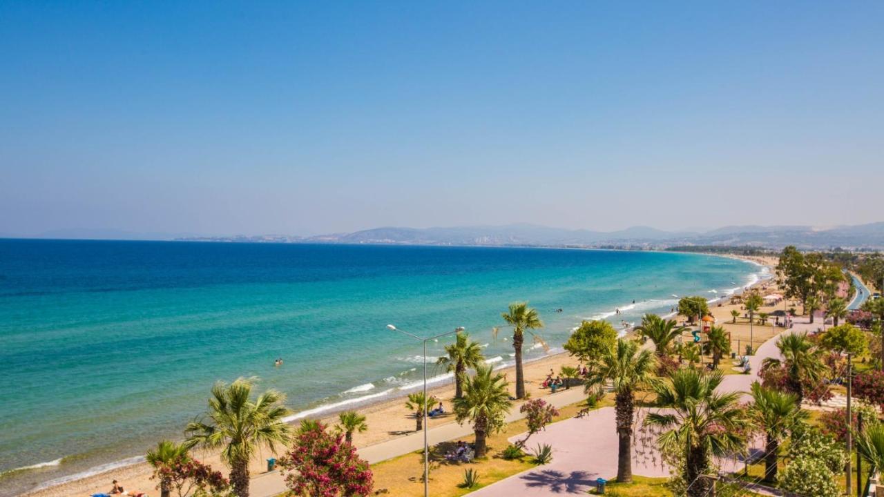Holiday Hotel Kuşadası Dış mekan fotoğraf