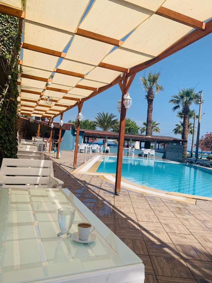 Holiday Hotel Kuşadası Dış mekan fotoğraf